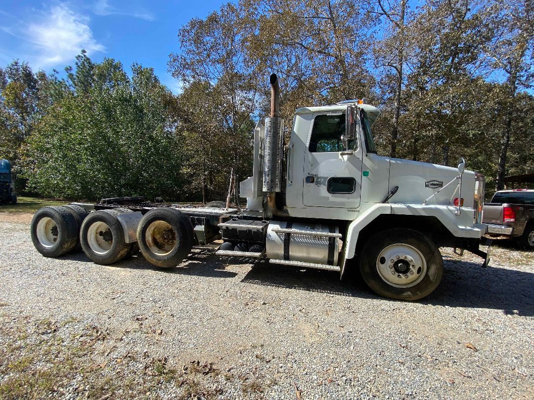 2000 VOLVO ACL - Image 4